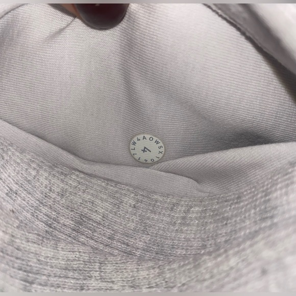 ✨SOLD✨Lululemon Grey Radiant Jacket/ Zip Up Sweatshirt - Picture 8 of 11